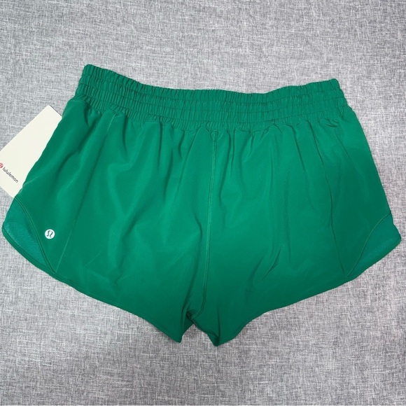 Lululemon Hotty Hot High Rise Athletic Short in Kelly Green Size 12 NWT - Picture 8 of 9